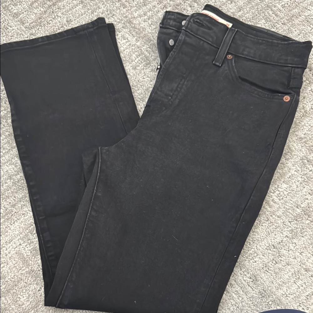 Levi’s wedgie straight ankle jeans
